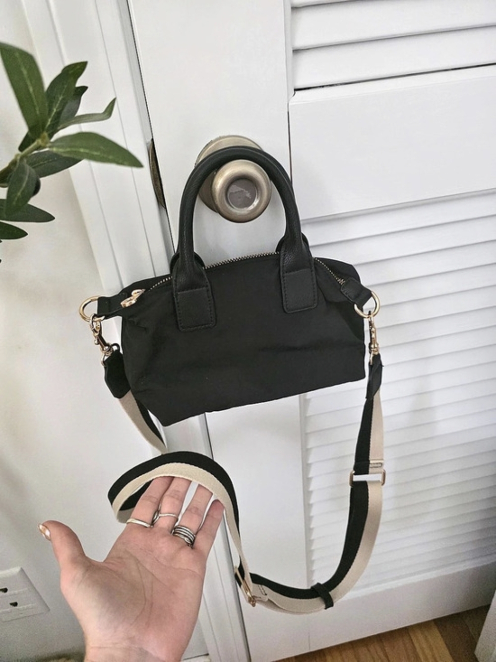 Universal Thread Black Satchel Crossbody Bag